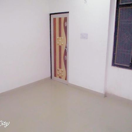 Apartamento Alankrita Malviya Prayagraj Exterior foto